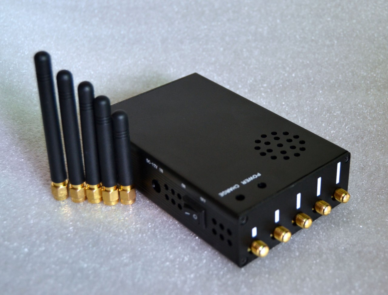 JFC170149-8__38808__46622_zoom GPS Jammer Now Bring Free Travel